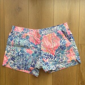Lilly Pulitzer 5" Ocean View Short - Medium in Resort White Sway With Me